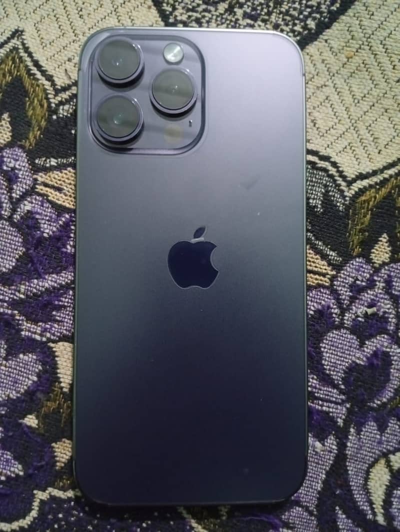 Apple iPhone 14 Pro Max 0