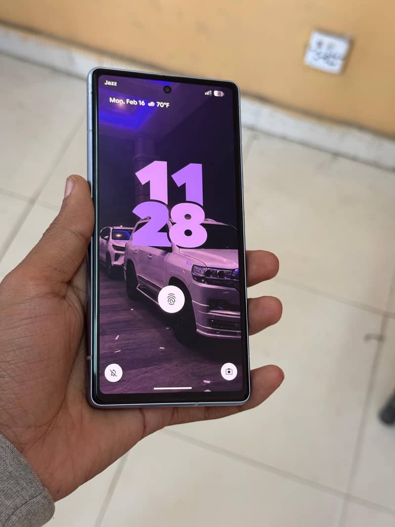 Google Pixel 7a 1