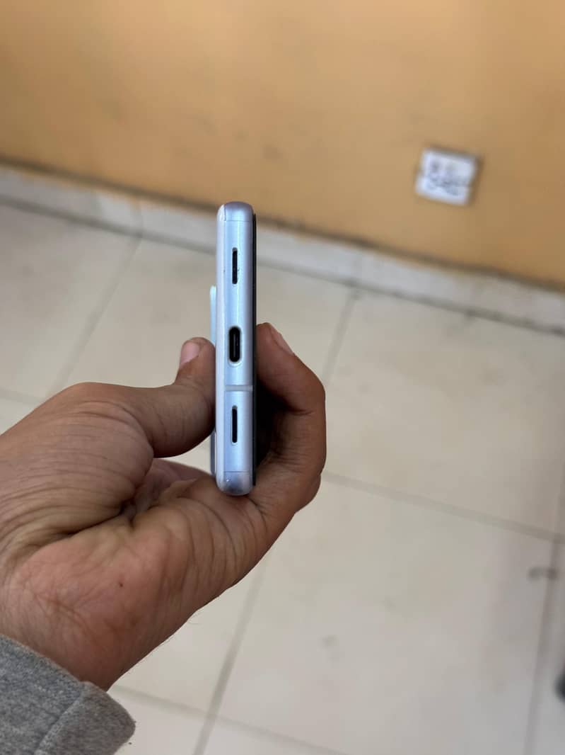 Google Pixel 7a 6