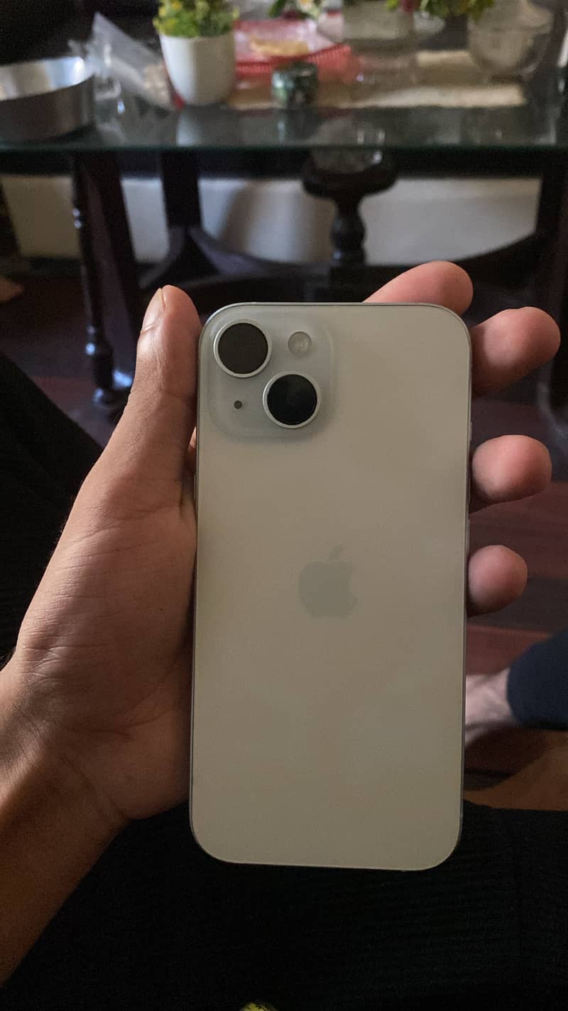 Apple iPhone 15 5