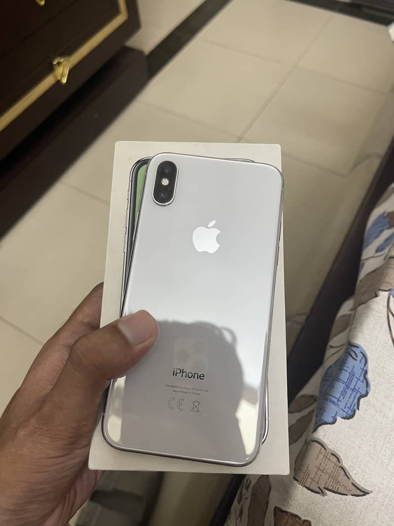 Apple iPhone X 0