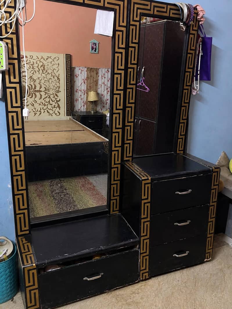 bed set side tables and dressing 3