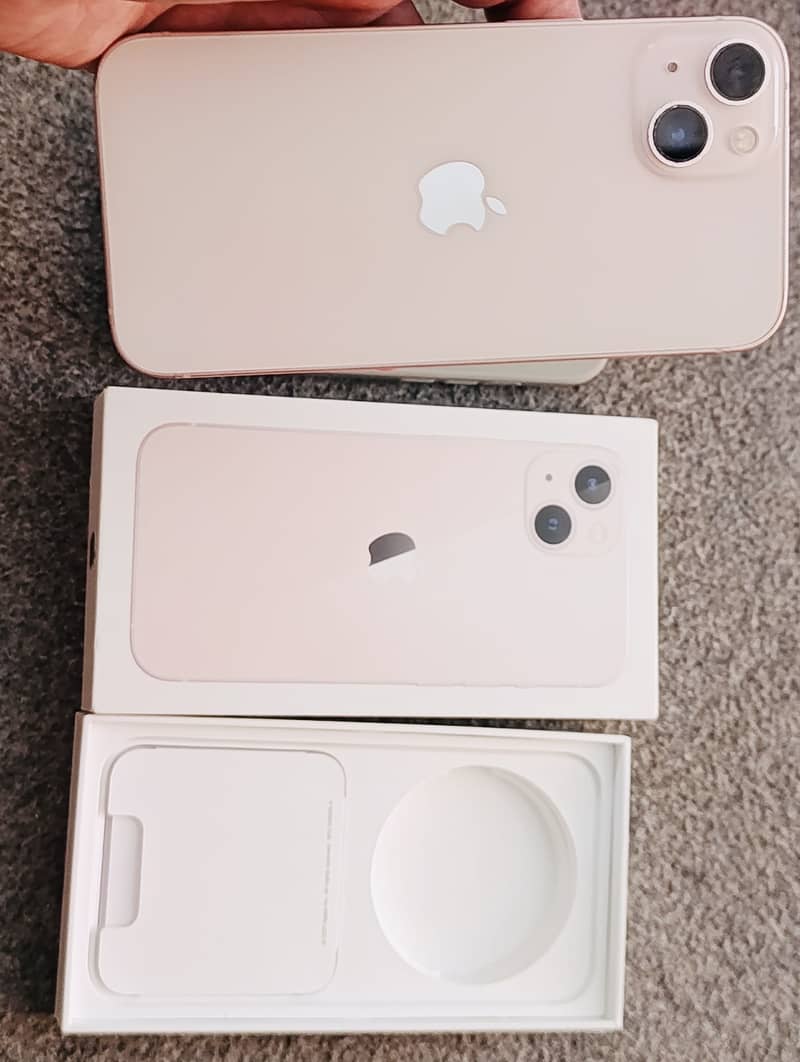 Apple iPhone 13 3
