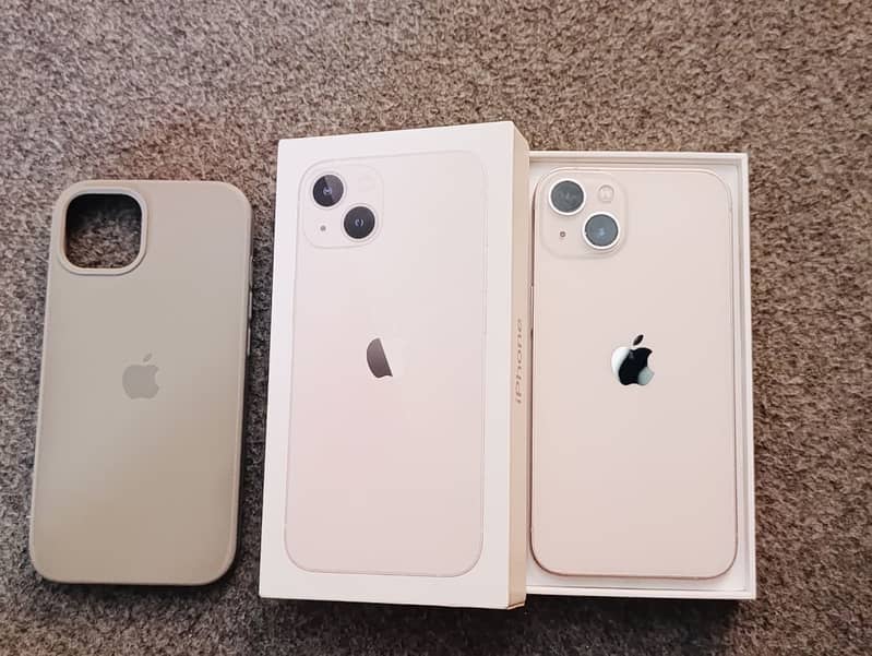 Apple iPhone 13 4