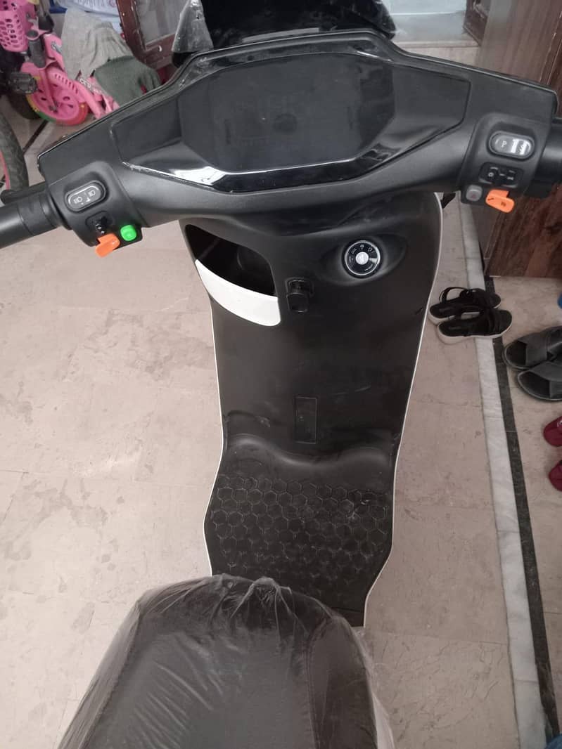 evee mito plus 2