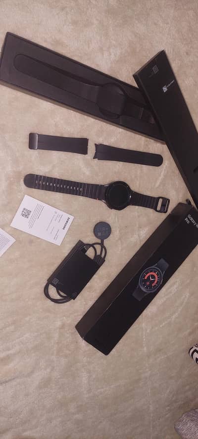 samsung galaxy watch 5 pro (LTE) 10/9 came from Australia  24k fnf