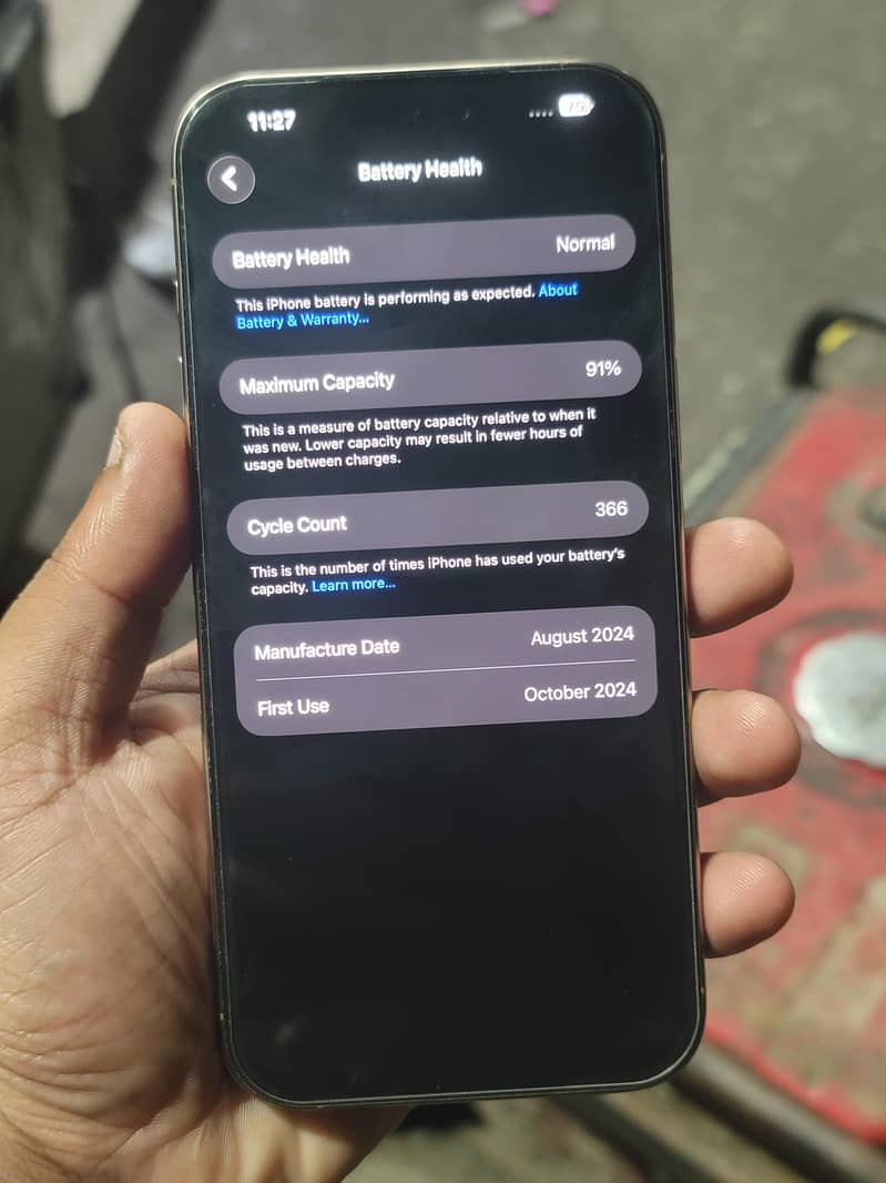 iPhone 16 Pro Max 3