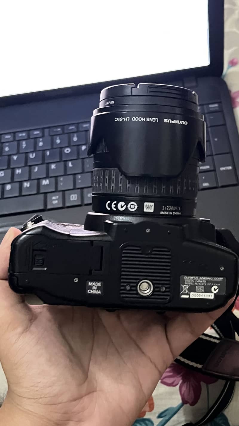 OLYMPUS E-410 6