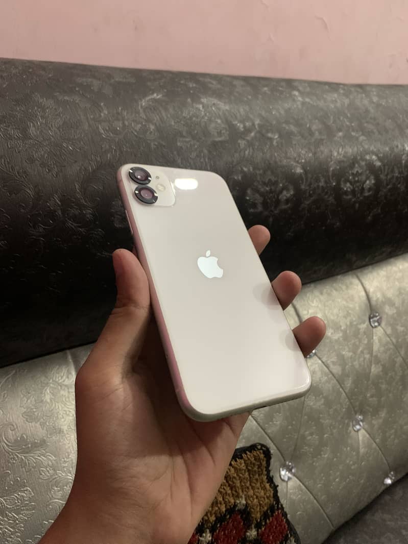 Apple iPhone 11 12