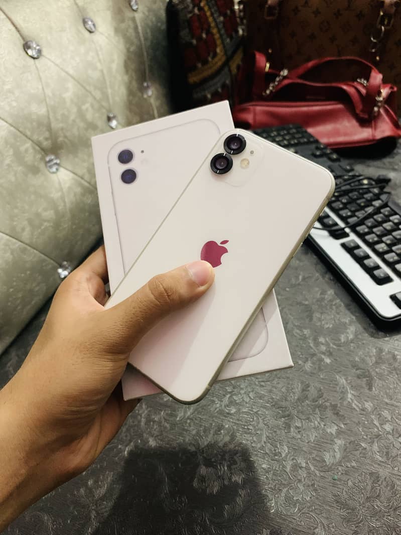 Apple iPhone 11 14