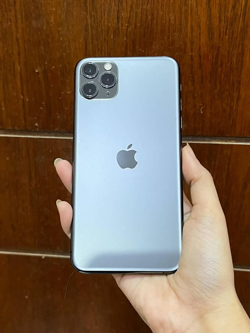 Apple iPhone 11 Pro Max 2