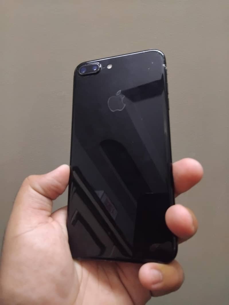 Apple iPhone 7 Plus 0