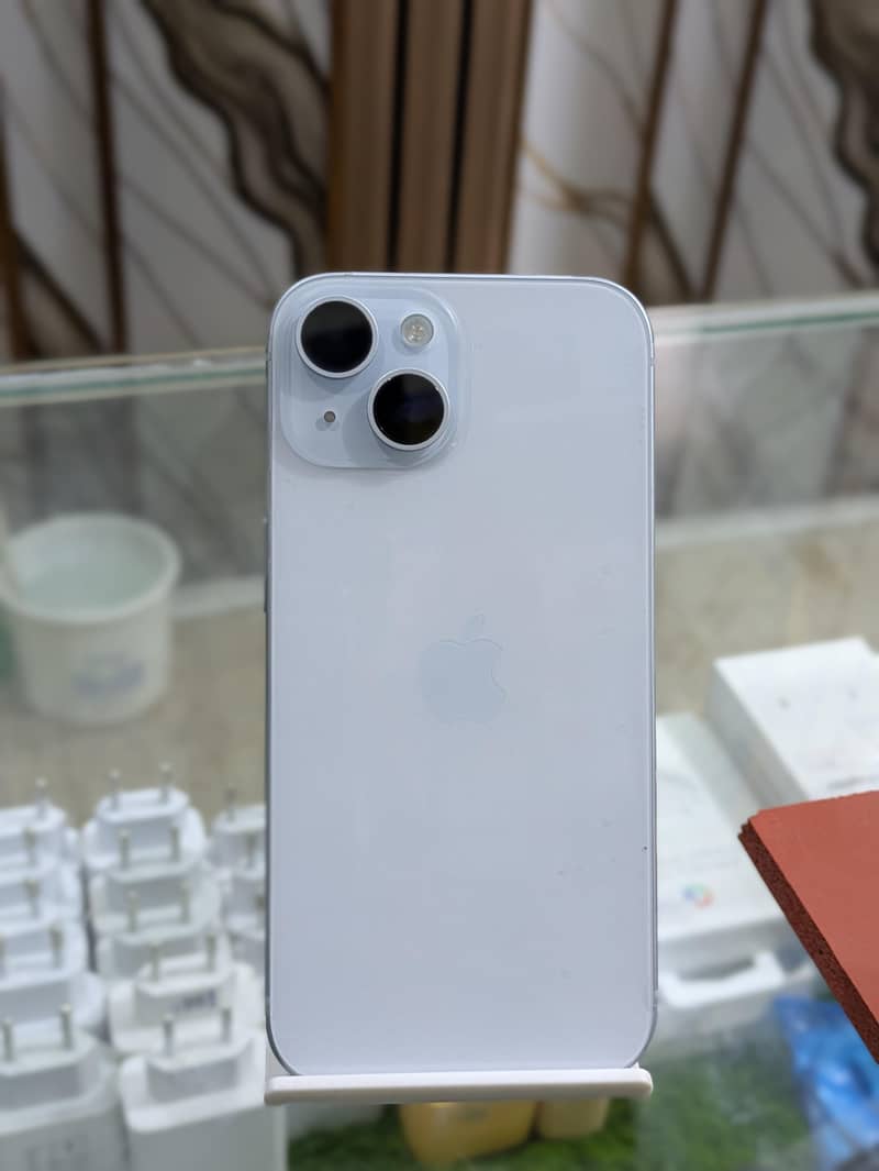 Apple iPhone 15 0