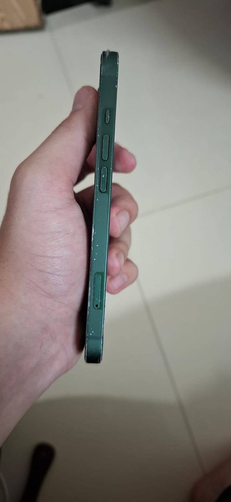 Apple iPhone 13 2
