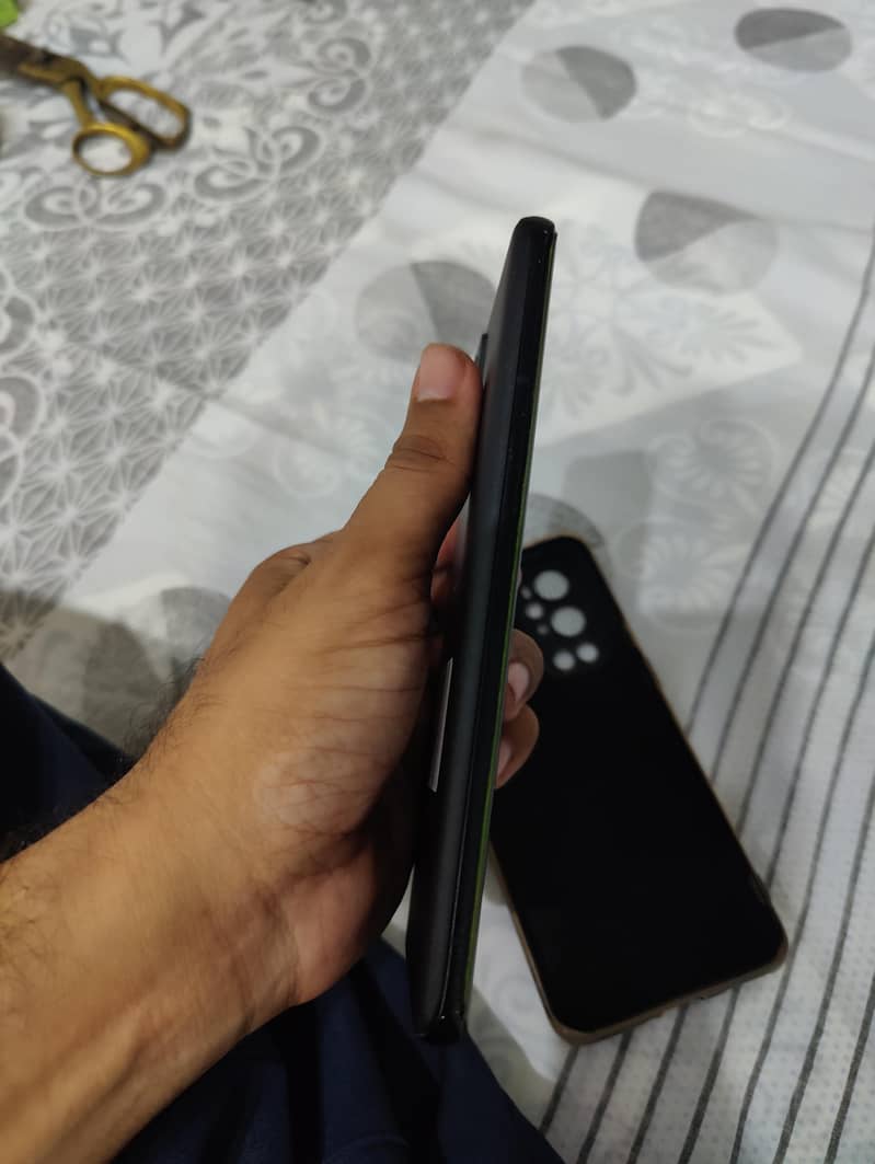 One Plus 9 Pro 4