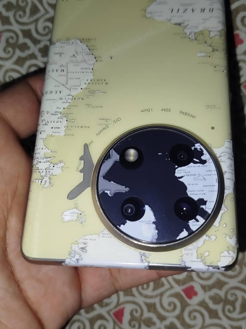 Tecno CAMON 30S 4