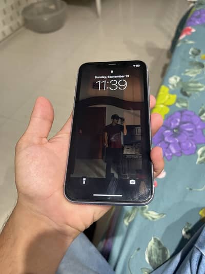 Apple iPhone 11