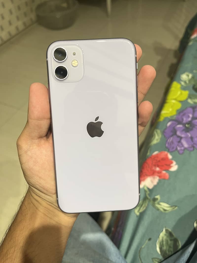 Apple iPhone 11 7