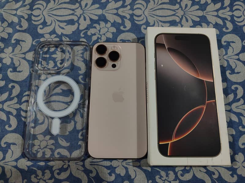 Apple iPhone 16 Pro Max 0
