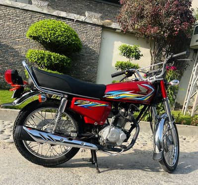 Honda 125 2018 model Rawalpindi num second owner