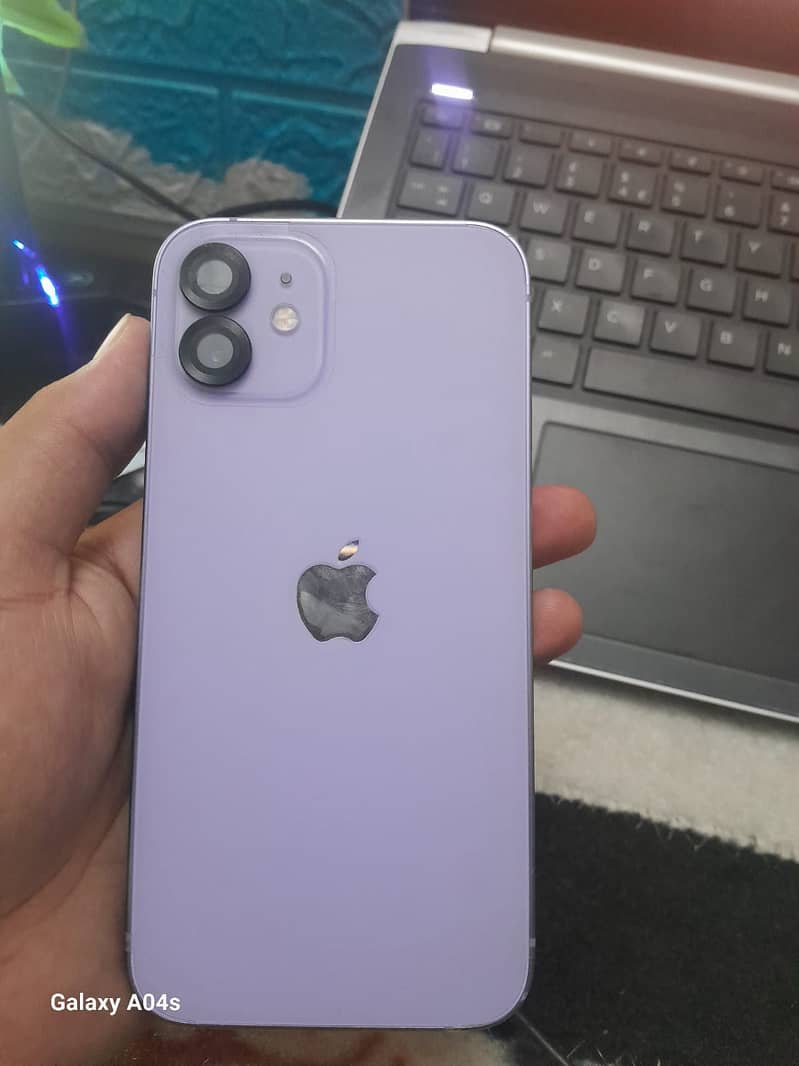 Apple iPhone 12 3