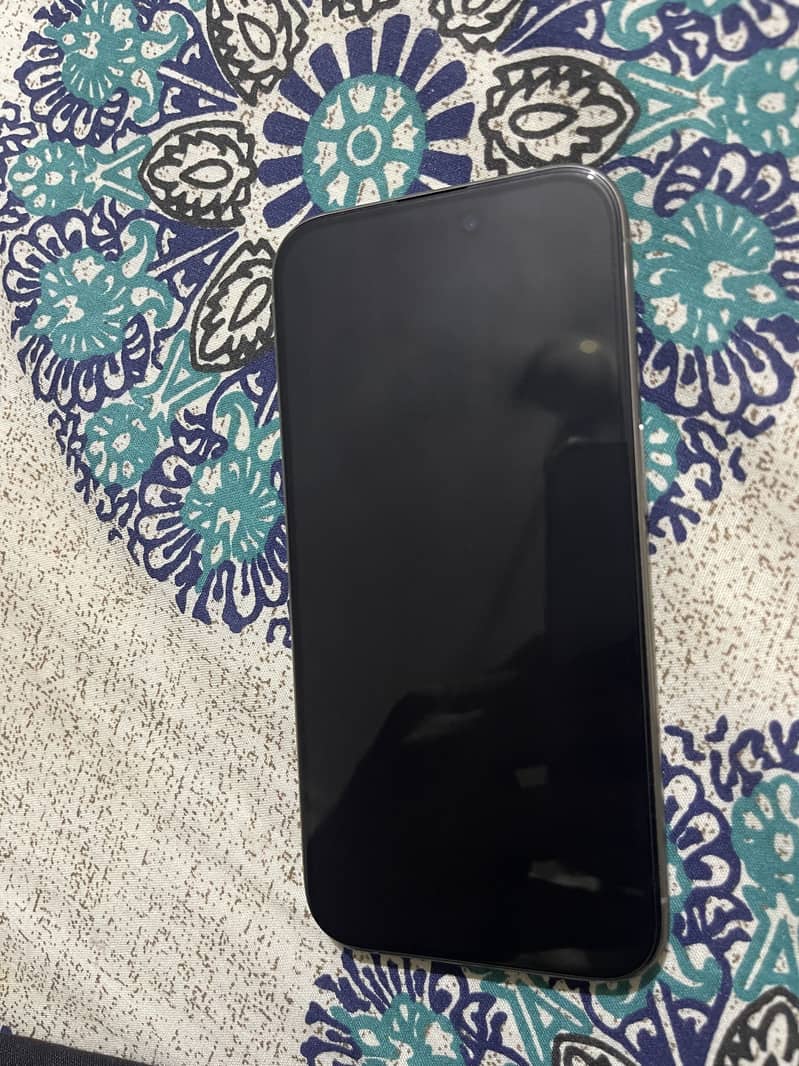 Apple iPhone 15 Pro 2