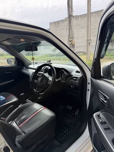 Suzuki Swift vvt full variant 2025