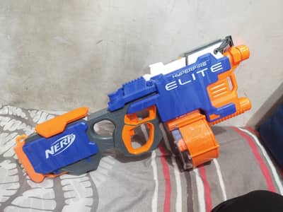 Fully automatic Nerf Gun hyperFire Elite Motorized with 25 Dart Drum