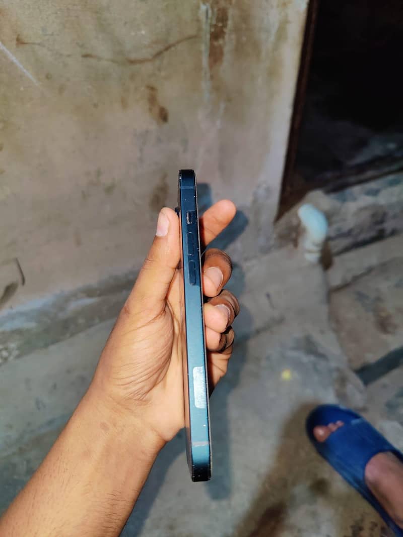 Apple iPhone 14 1