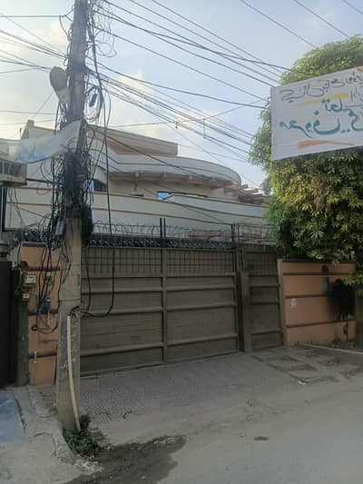 1 kanal double story house for rent