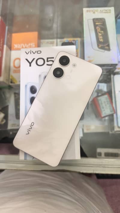 Vivo Y05 4+4gb ram 64gb memory complete box