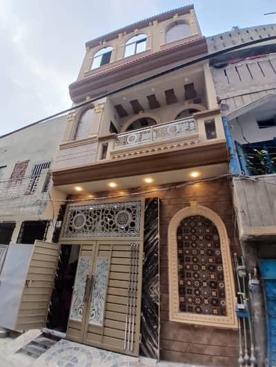 3.78 Marla 6 Months Used House For Sale