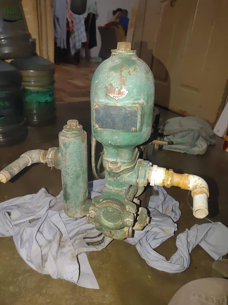 High Quality Bottle pump 2
