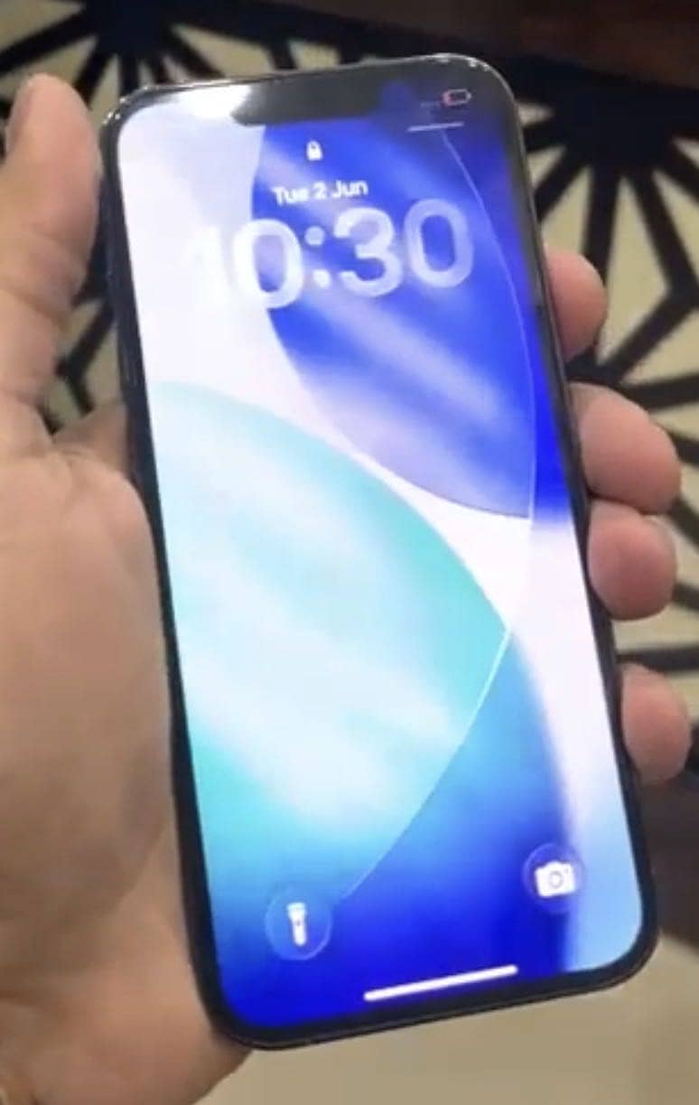Apple iPhone 13 Pro 3