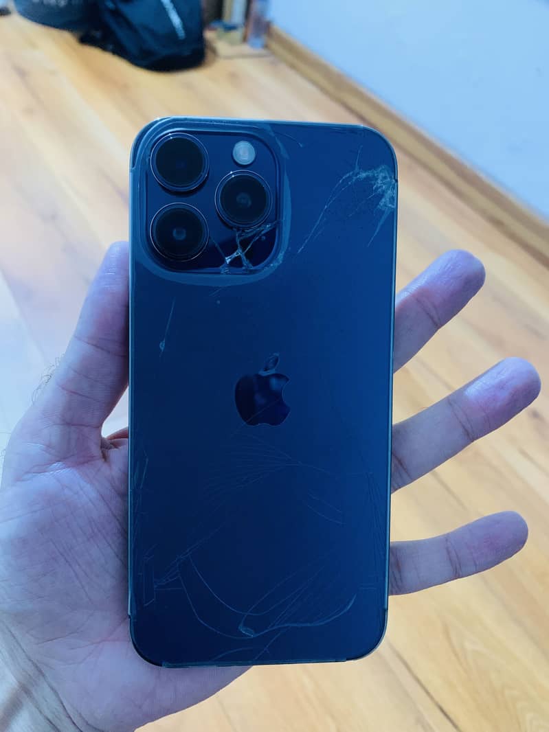 Apple iPhone 14 Pro Max 2