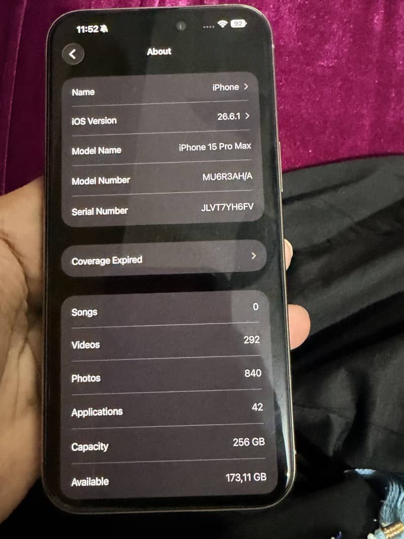 Apple iPhone 15 Pro Max 2