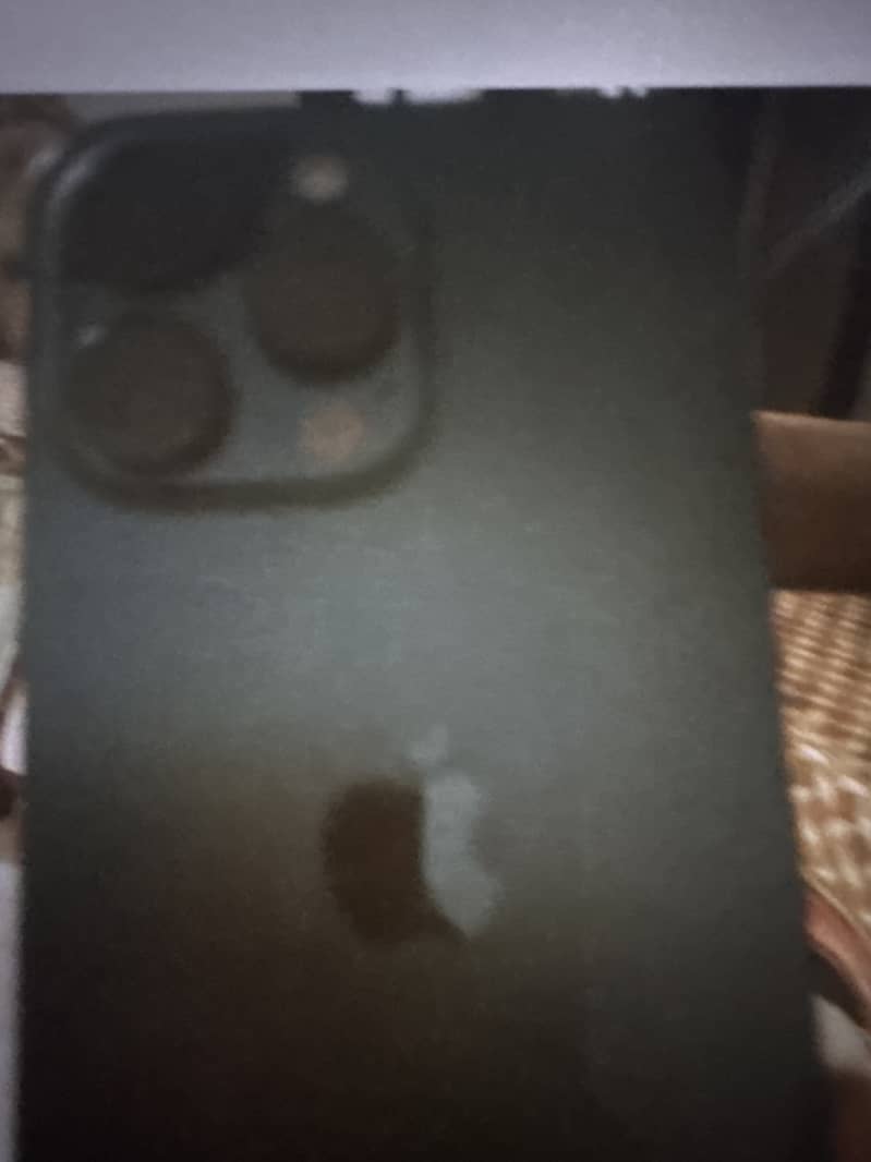 Apple iPhone 15 Pro Max 1