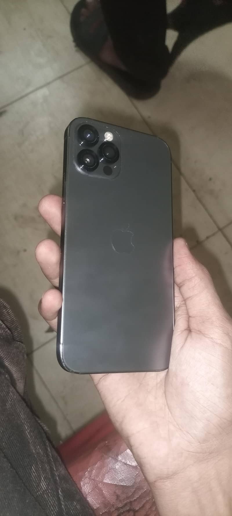 Apple iPhone 12 Pro 1