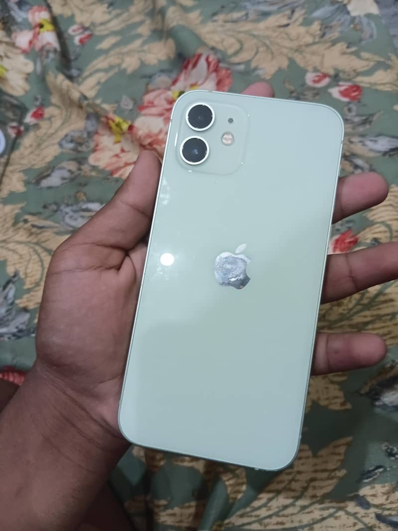Apple iPhone 12 0