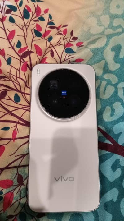 Vivo X300 Pro 16/512GB Official PTA Approved | Brand New Box Open