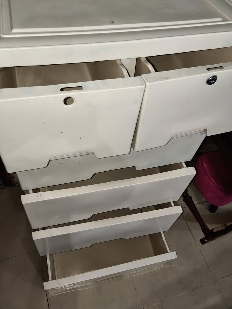 plastic drawer 5 ft 2