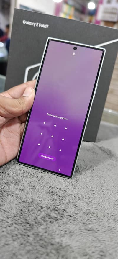 Samsung Z Fold 7 Mint Color