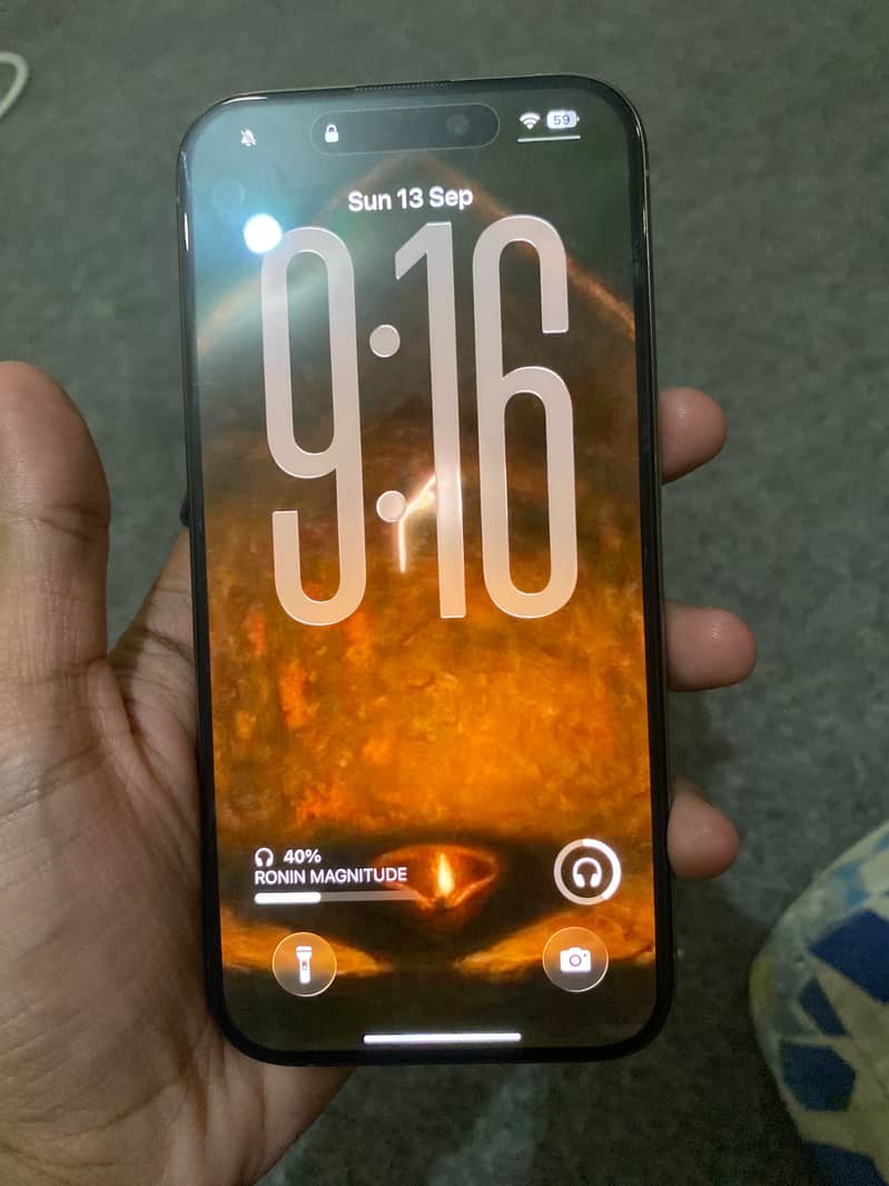 Apple iPhone 15 Pro 0