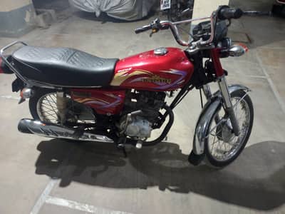 Unique 125 genuine condition 2016 December