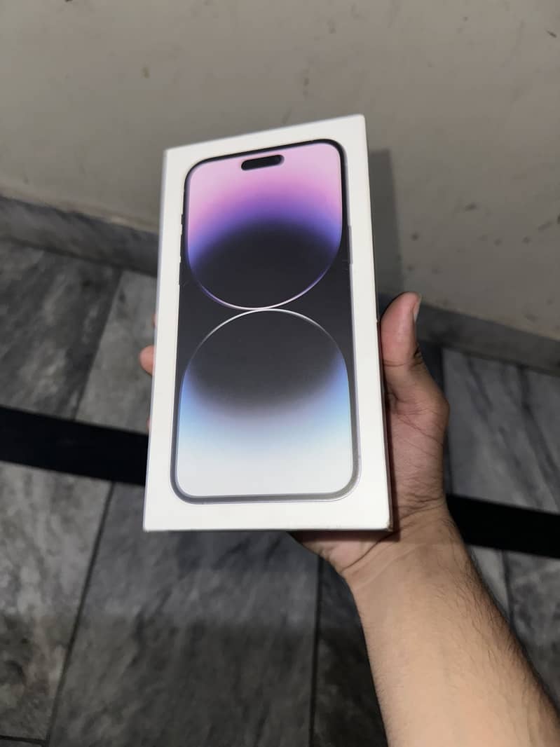 Apple iPhone 14 Pro Max 1