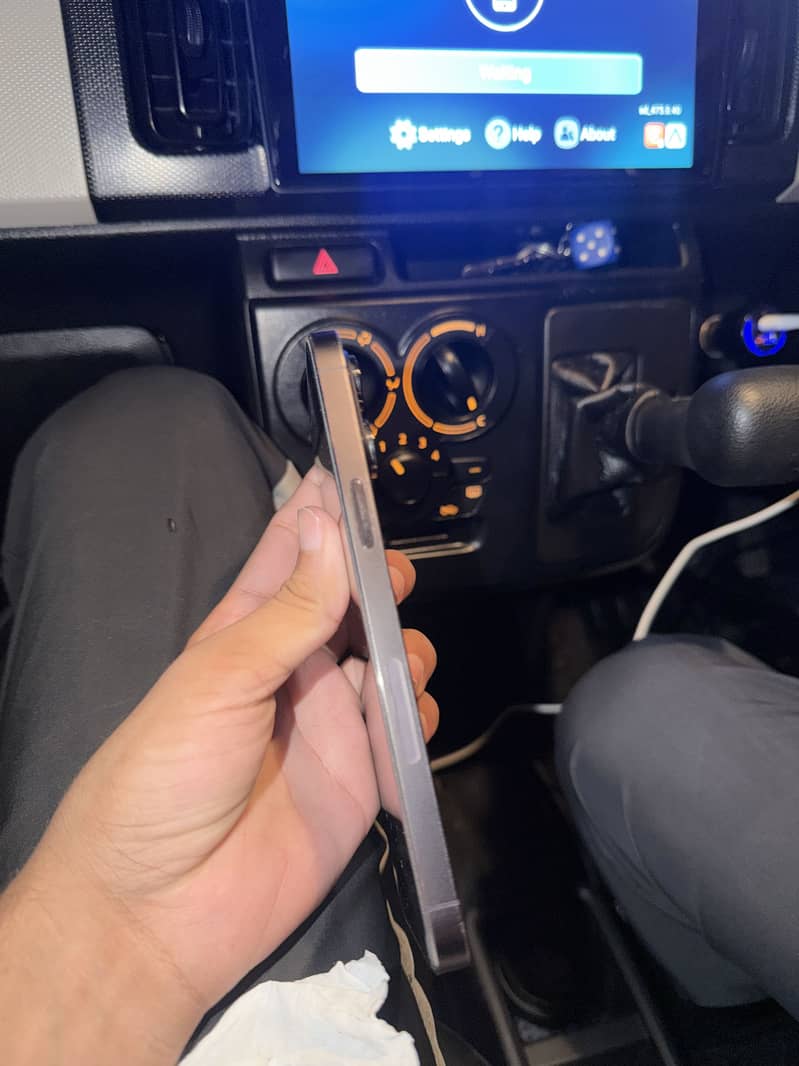 Apple iPhone 14 Pro Max 3