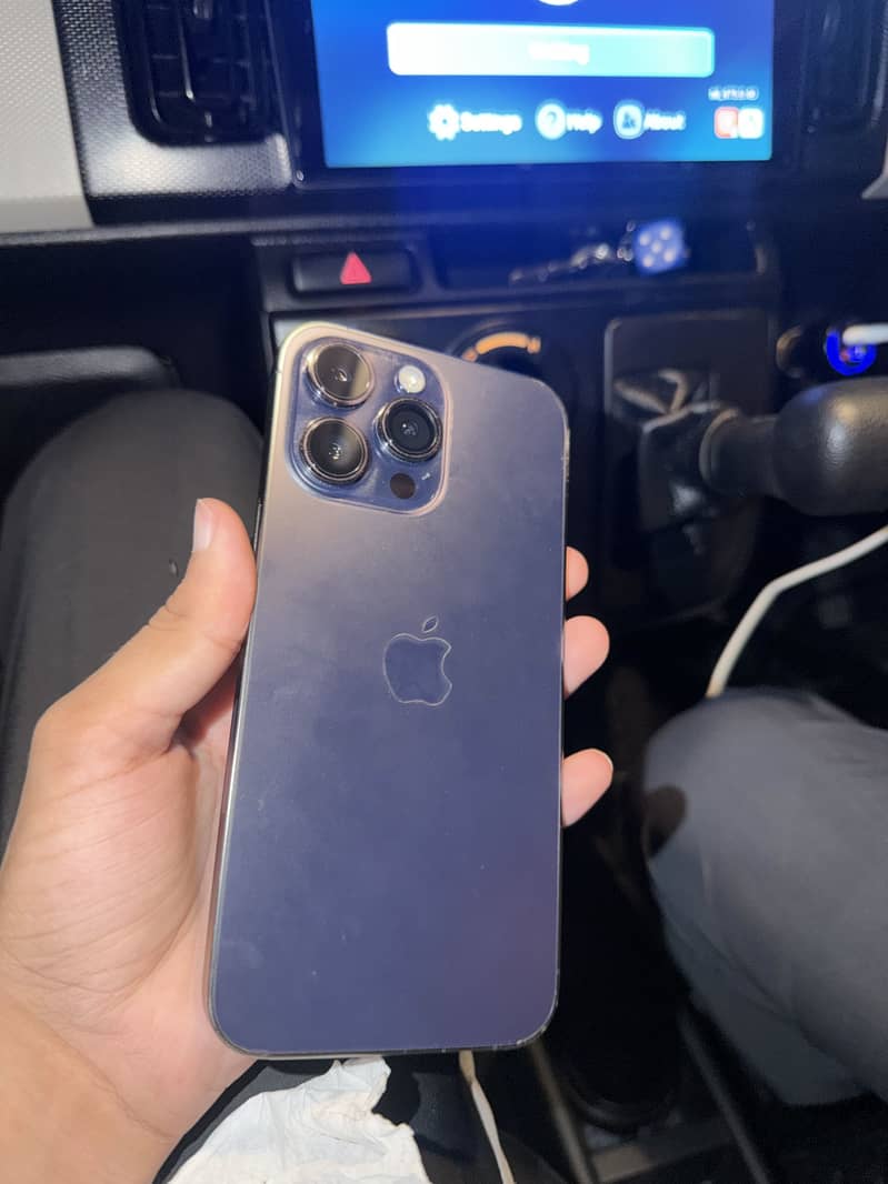Apple iPhone 14 Pro Max 4
