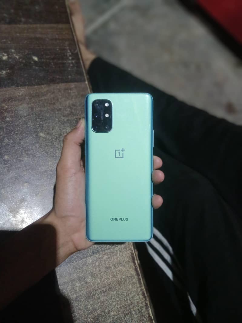 One Plus 8T 0