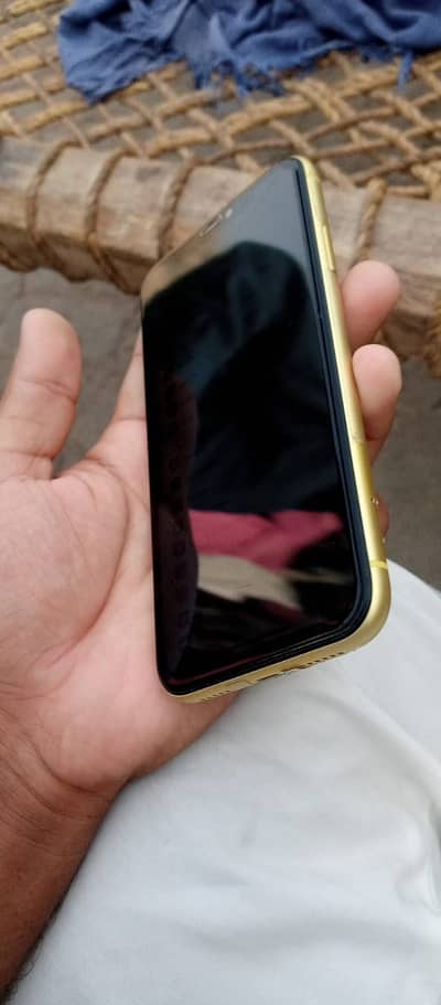 Apple iPhone 11 exchange and sale