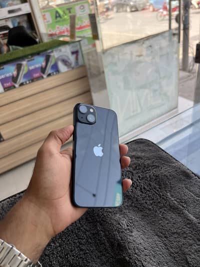 Apple iPhone 14